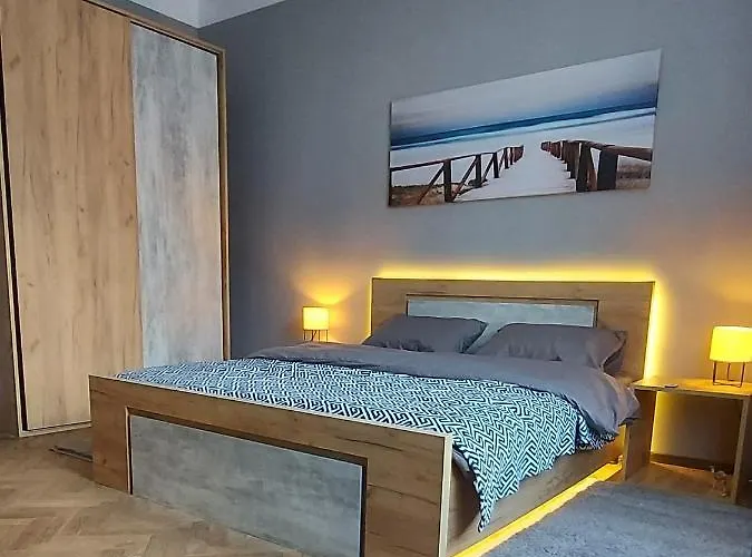 Apartments By Pa